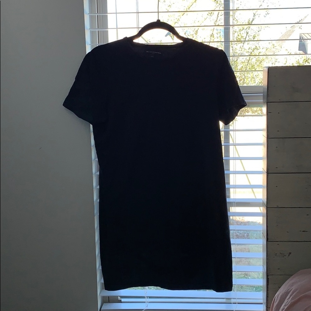Velvet black T-shirt dress